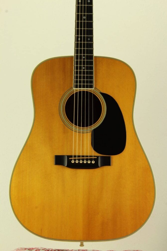 Martin D-35 1979 - Vintage Guitar World