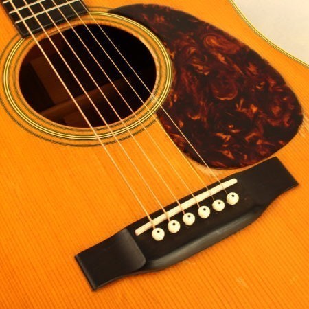 Martin D-28 1979 Schallloch