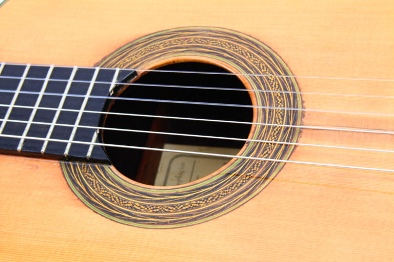 Miguel Simplicio (Sobrinos de Francisco Simplicio) soundhole